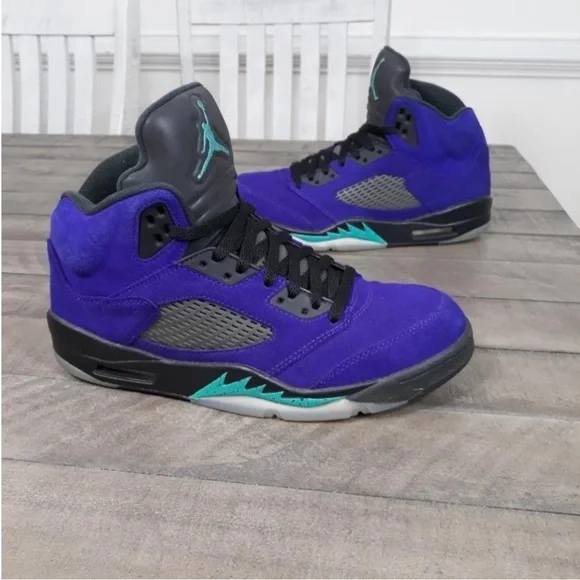 Nike Air Jordan 5 Retro Alternate Grape Size 13 - Picture 2 of 6